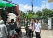 Babinsa Kodim 1420/Sidrap Kawal Ketat Bantuan Pangan