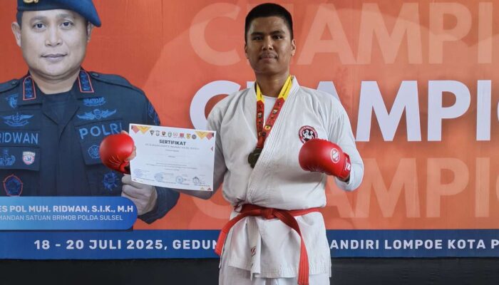 Personel Polres Sidenreng Rappang Sabet Emas di Karate Sulsel!