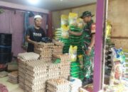 Babinsa Kelurahan Rappang Cek Harga Sembako, Warga Tenang!