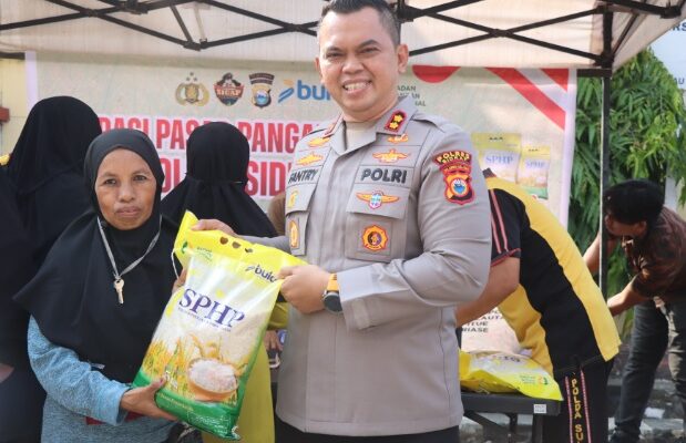 Beras Murah Polres Sidrap Ludes Diserbu Warga!