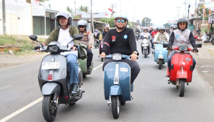 Melalui Vespa, Kapolres Sidrap Ajak Warganya Menumbuhkan Rasa Nasionalisme
