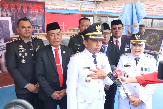 Kapolres Sidrap AKBP Fantry Taherong bersama Forkopimda hadiri pemberian remisi HUT RI ke-80 di Sidrap.