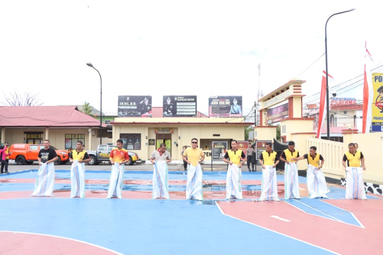 Anggota Polres Sidrap ikuti lomba HUT RI ke-80