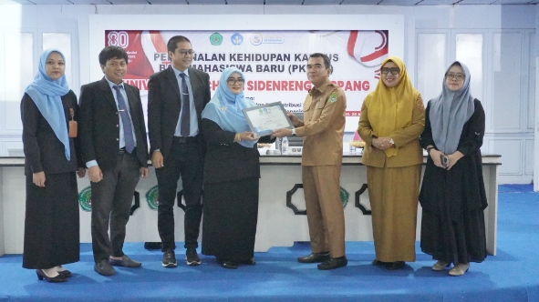 Pemkab Sidrap dukung peningkatan mutu pendidikan tinggi lewat kegiatan PKKMB Unisan.
