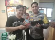 Polri Hadir untuk Masyarakat: Sikap Teladan Aipda Umar Jadi Bukti Integritas Polres Sidrap