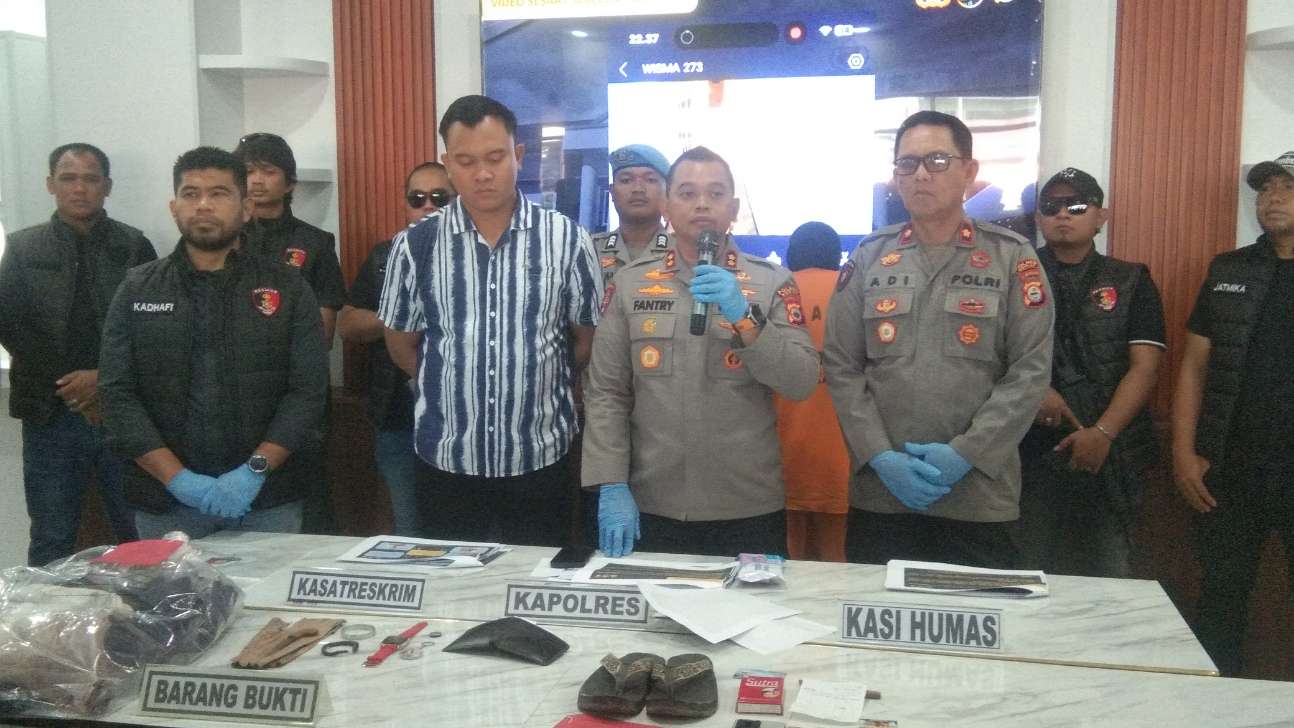 Polisi Sidrap gelar konferensi pers ungkap kasus pembunuhan di Wisma Grand Dua Pitue.