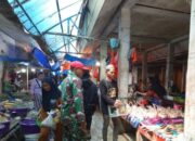 Langkah Babinsa di Pasar Tanru Tedong, Cermin Kepedulian TNI