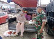 Babinsa Jaga Nafas Pasar Amparita di Tengah Cuaca Tak Menentu