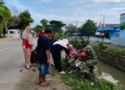 Aksi Jumat Bersih Babinsa Sereang