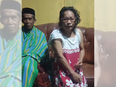 Warga Kampung Beru menunjukkan bekas infus di tangan setelah mengeluhkan BPJS Kesehatan yang tiba-tiba tidak aktif saat berobat di Puskesmas Tompobulu.