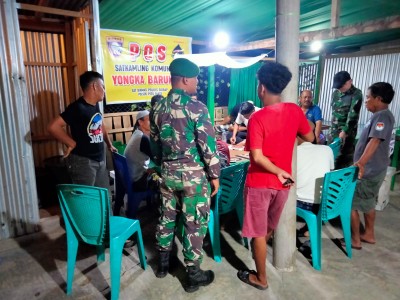 Pitu Riase Waspada! Babinsa dan Warga Sisir Desa Tengah Malam