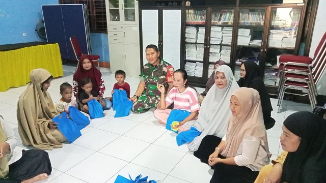 Babinsa Kodim 1420/Sidrap Kawal Program MBG, Gizi Warga Jadi Prioritas