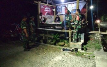Babinsa Baranti Sambangi Pos Ronda, Warga Curhat Soal Keamanan