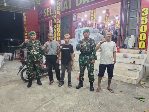 TNI Manunggal dengan Rakyat, Anggota  Koramil 04/Watang Pulu Intensifkan Patroli Siskamling